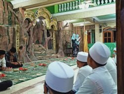 Peringati Isra Mi’raj, Warga Penompo Hadirkan  Katib Syuriah PCNU Kab. Mojoketo