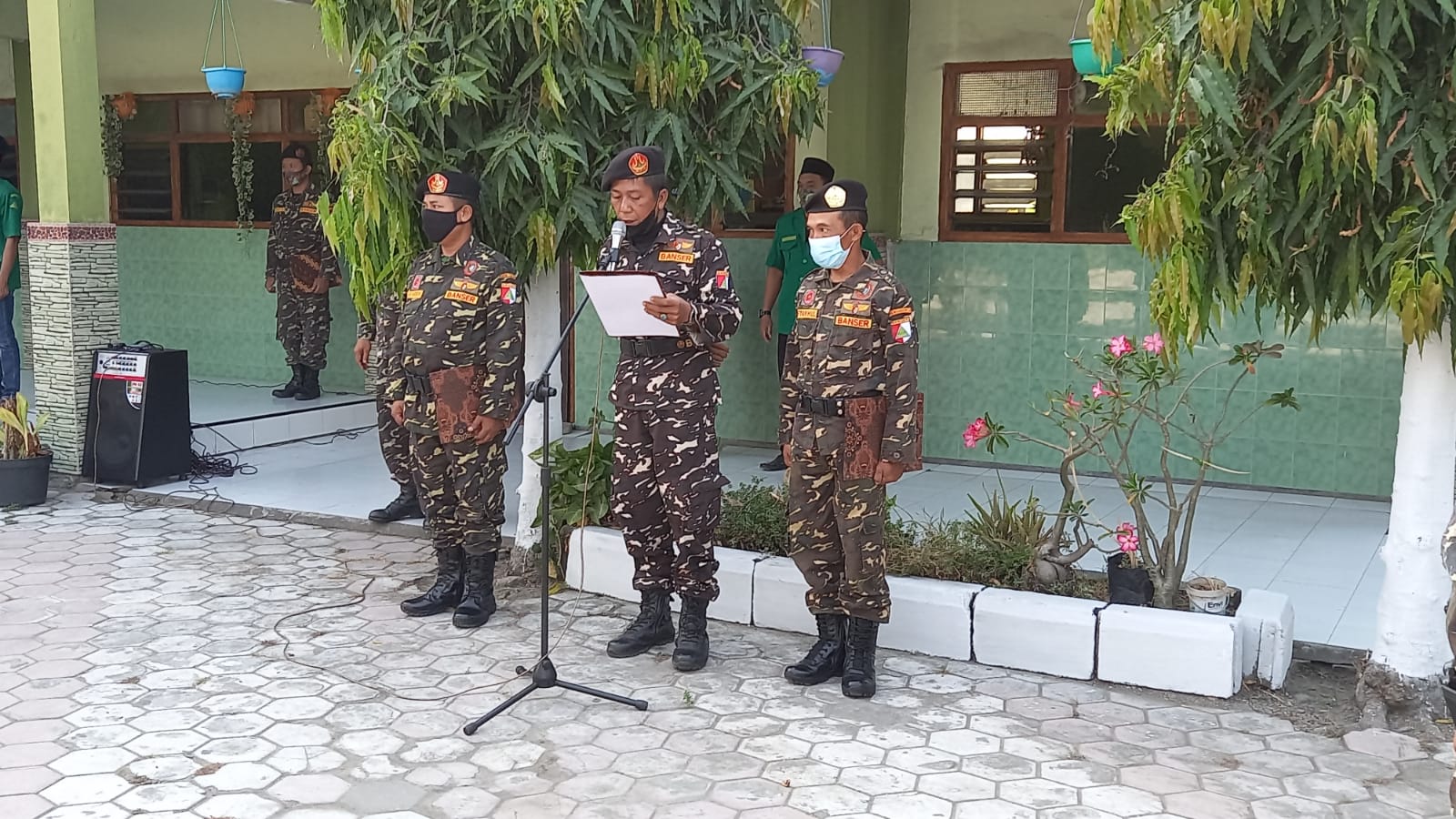 Hidupkan Nasionalisme Pada HUT RI ke 76, PAC GP Ansor Kecamatan Mojosari Gelar Upacara Bendera