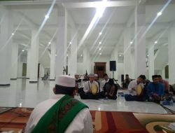 Mahasantri Institut Pesantren KH. Abdul Halim Rutin Gelar Sholawat