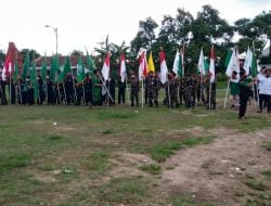 Kirab Bendera Merah Putih dan Panji NU Tiba di Kecamatan Mojosari