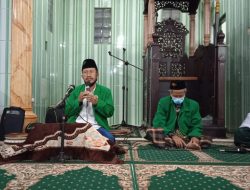 Lailatul Ijtima’ MWCNU Trowulan, KH. Abd. Adzim Alwi, “Syarat Menjadi NU adalah Cinta”