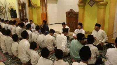 Semarak ISHARI Warnai Harlah 99 NU MWC NU Kutorejo