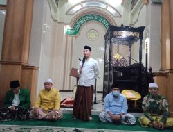 Perdana, Safari Ramadhan MWC NU Pacet Dihadiri Gus Barra