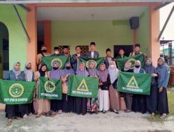 Beginilah Keseruan Berbagi ala PKPT IPNU IPPNU Uluwiyah