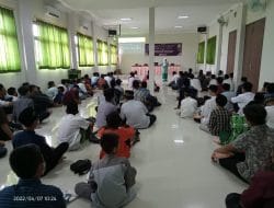 Pesantren Ramadan, PC Fatayat NU Mojokerto Bekali Siswa SMPN 2 Jetis dengan Ilmu Agama