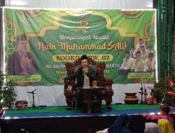 Peringati Maulid Nabi, Warga Sooko Hadirkan Ketua PCNU Kabupaten Mojokerto