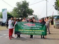 PC. LP Maarif NU Mojokerto Gelar Kirab Bendera Merah Putih Dengan Panjang 3219 Meter