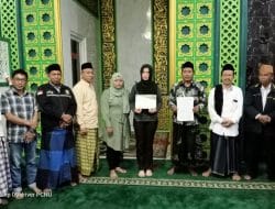 Ranti Fransiska Resmi Mualaf dihadapan Ketua PCNU Kabupaten Mojokerto
