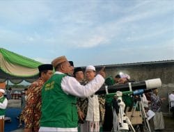 Perukyat Mojokerto Melihat Hilal Dengan Mata Telanjang
