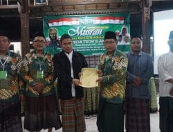 Duet Ustadz Zainal Abidin dan Husnul Khuluq Kembali Nakhodai Ranting NU Trowulan Masa Khidmat 2023-2028