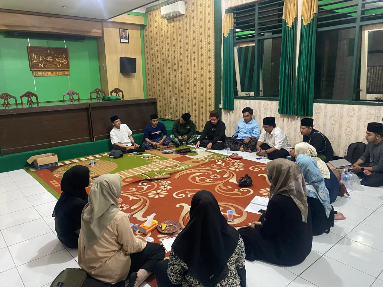 Doa Bersama PC IPNU dan PC IPPNU Kabupaten Mojokerto dengan alumni untuk keselamatan dan keamanan bangsa Indonesia