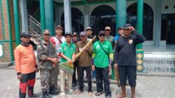 Kegiatan Bersih bersih masjiid GP Ansor Trowulan