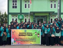 Berbagi Berkah Ramadhan, PAC Fatayat NU Gedeg Gelar Aksi Takjil