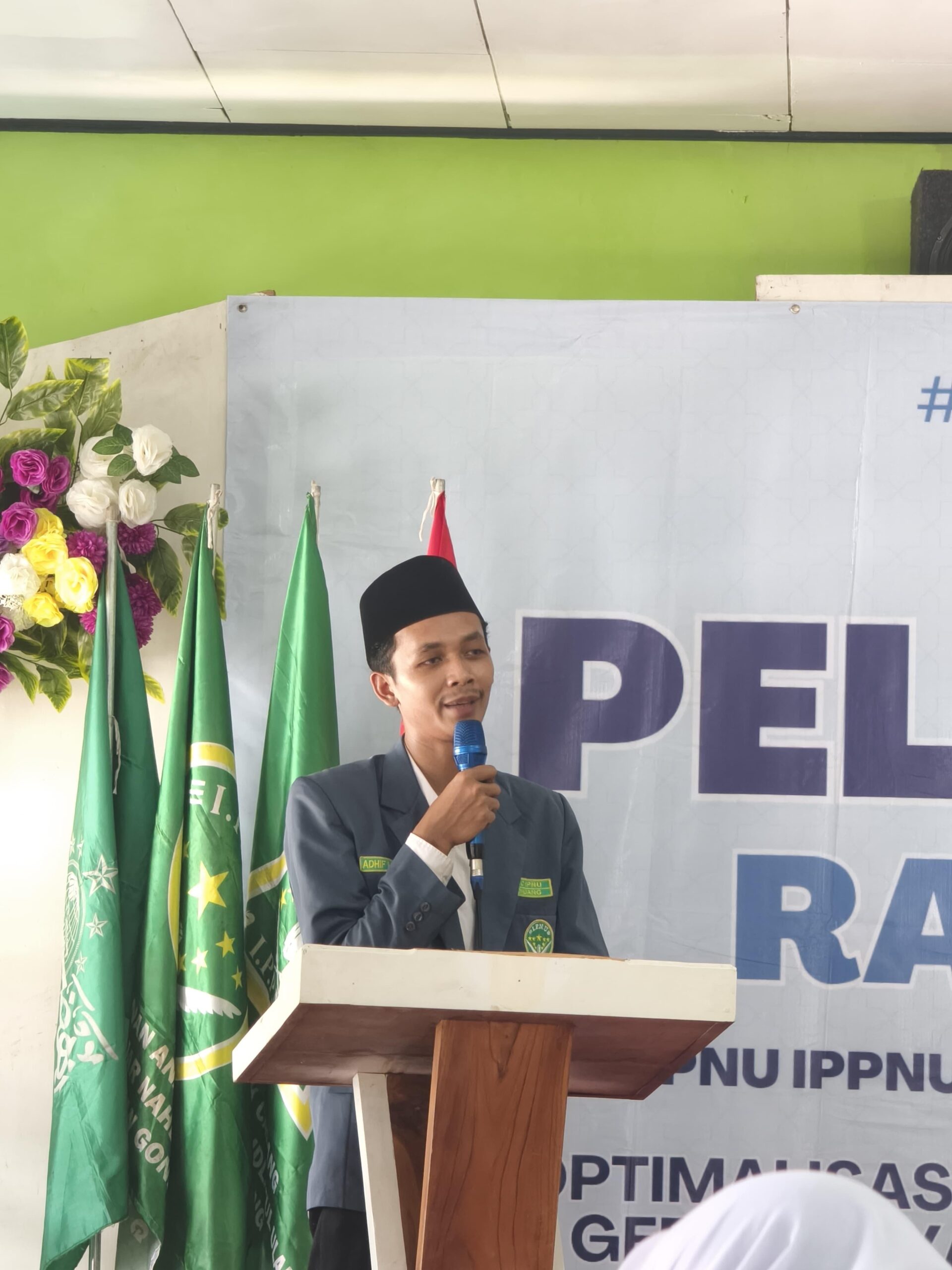 Foto Ketua PAC IPNU IPPNU Gondang bersama PC IPNU IPPNU Mojokerto